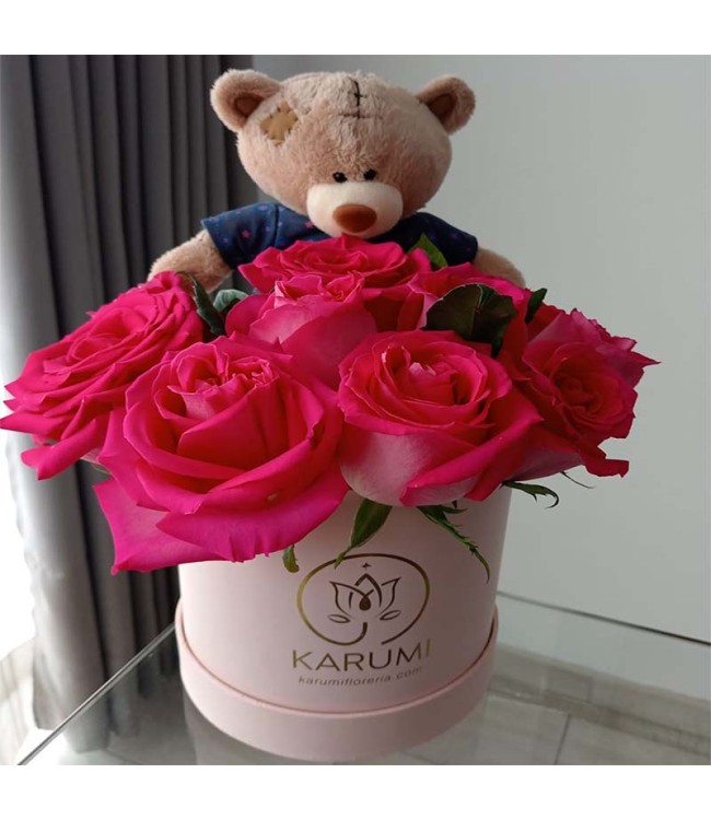 Box rosas y peluche (Cariño)