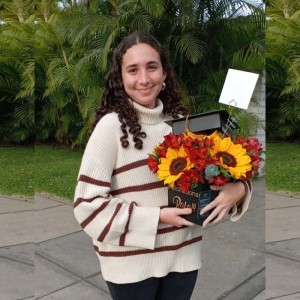 Box Graduacion Girasoles y astromelias Box Graduacion Girasoles y astromelias