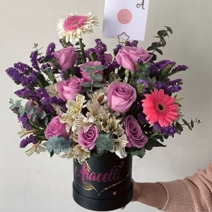 Box Lali rosas y gerberas