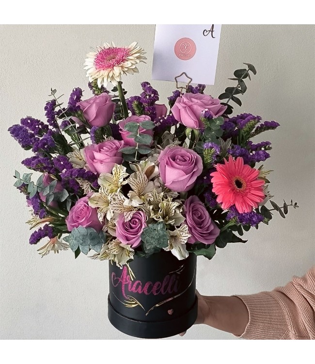 Box Lali rosas y gerberas Box Lali rosas y gerberas