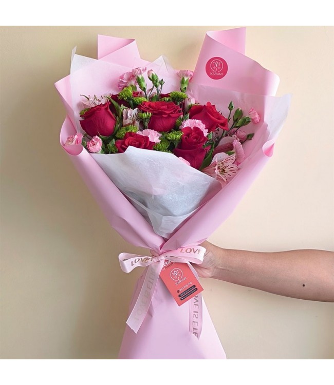 Ramo de rosas astromelias y claveles